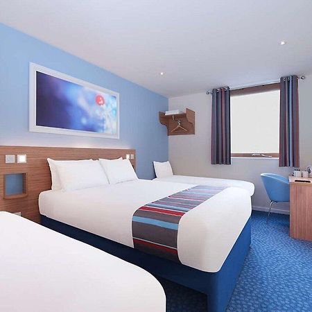Travelodge Edinburgh Dreghorn Exteriér fotografie